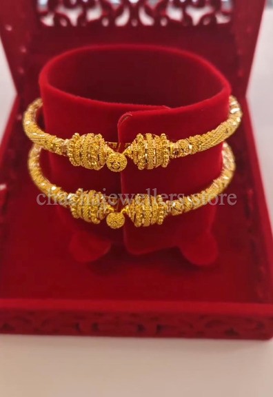 Discover premium artisan and Asian jewellery, trusted by generations and crafted to celebrate life's most meaningful moments at Chacha Jewellers Bradford.