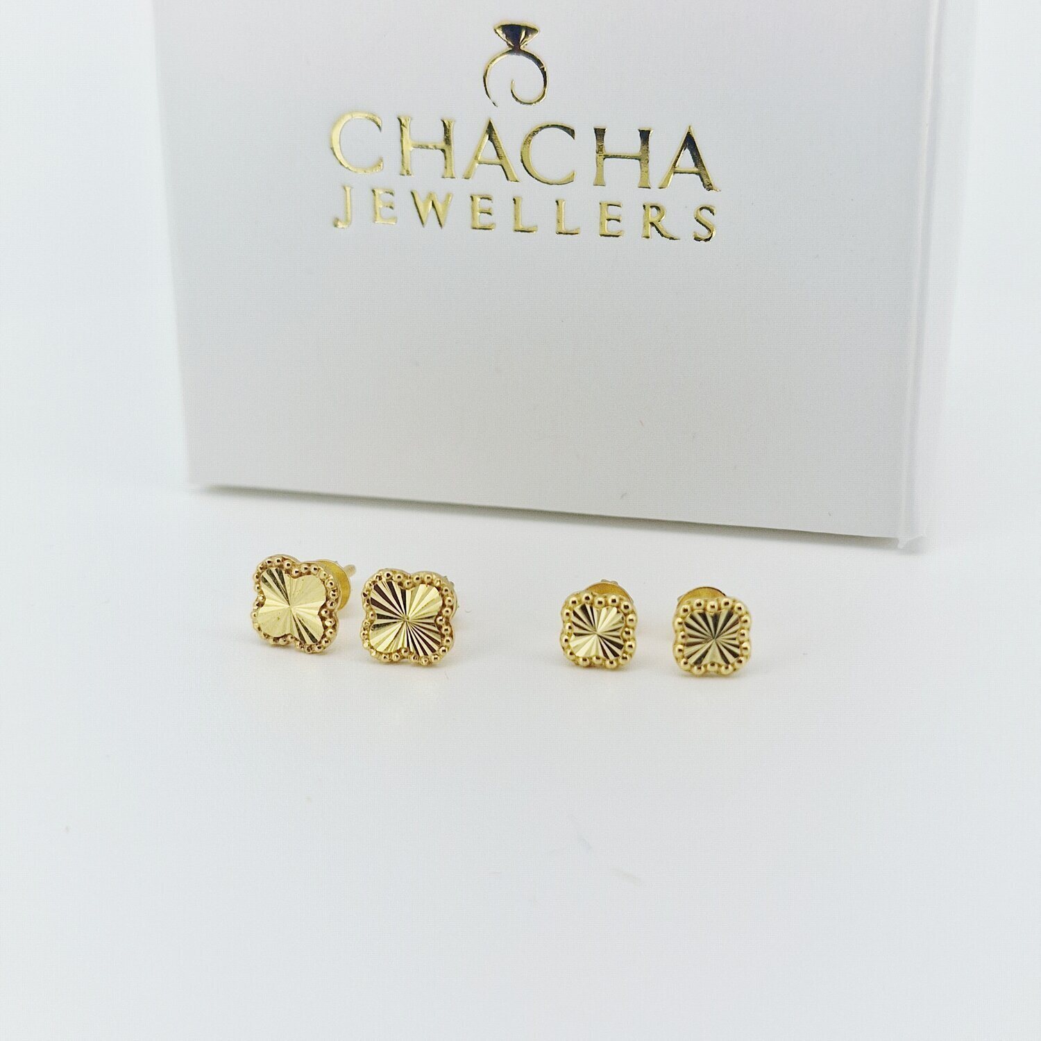 9ct Gold Clover-Inspired Stud Earrings - Image 2