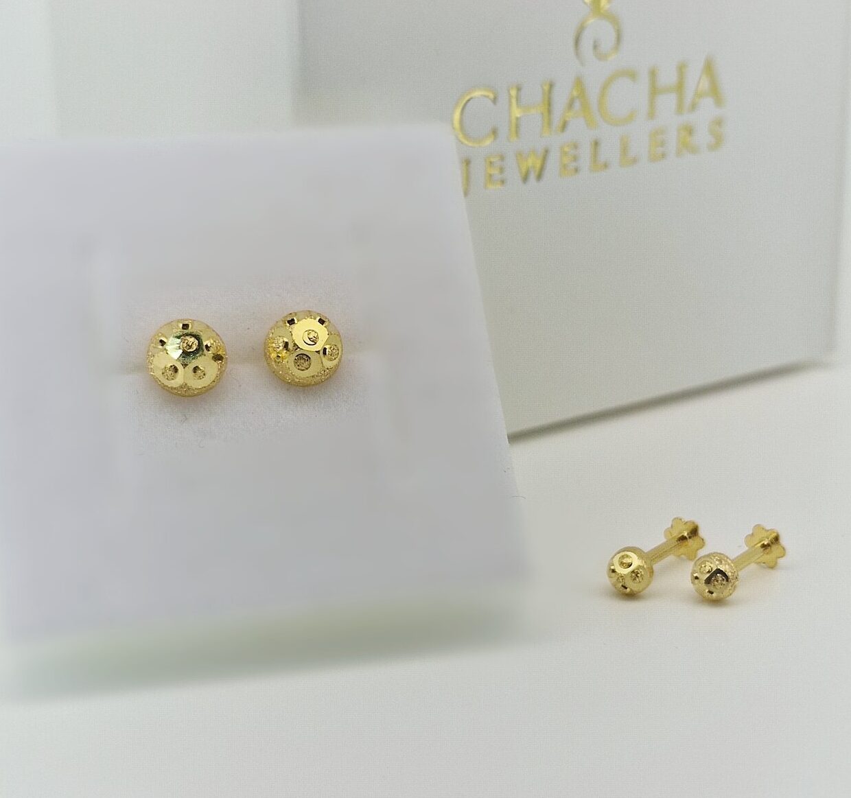 9ct Gold Textured Round Disc Stud Earrings