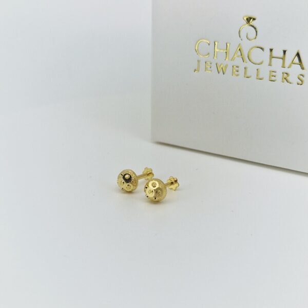 9ct Gold Textured Round Disc Stud Earrings - Image 2
