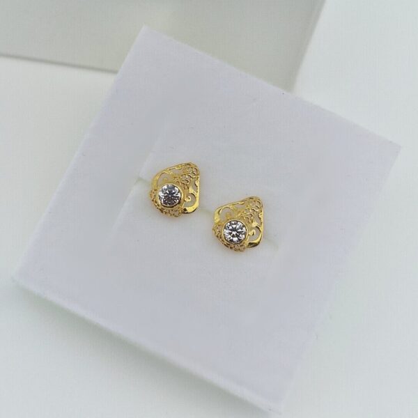9ct Gold Traditional Design Ear Studs