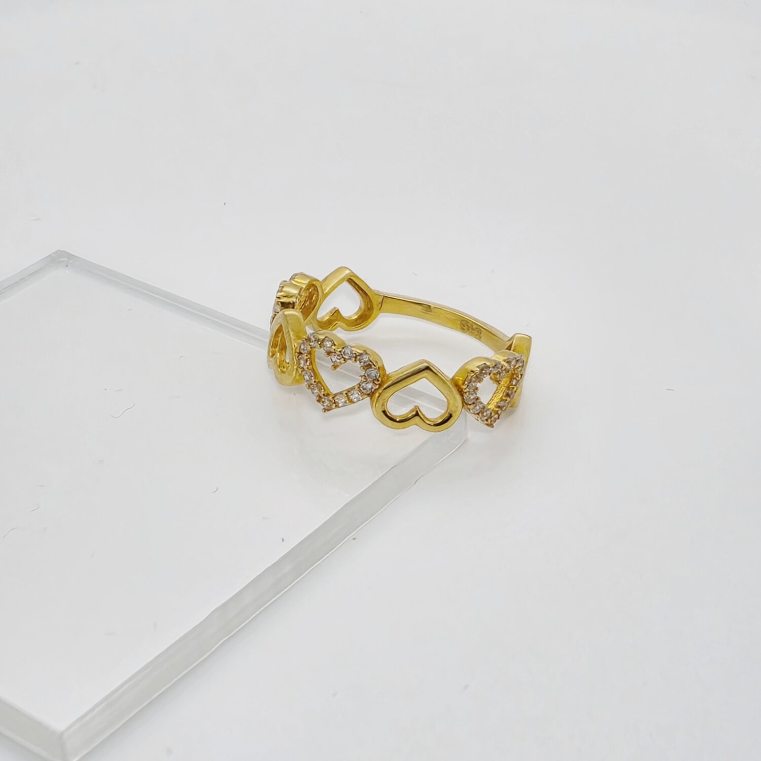 21ct Gold Heart Link Ring - Image 4