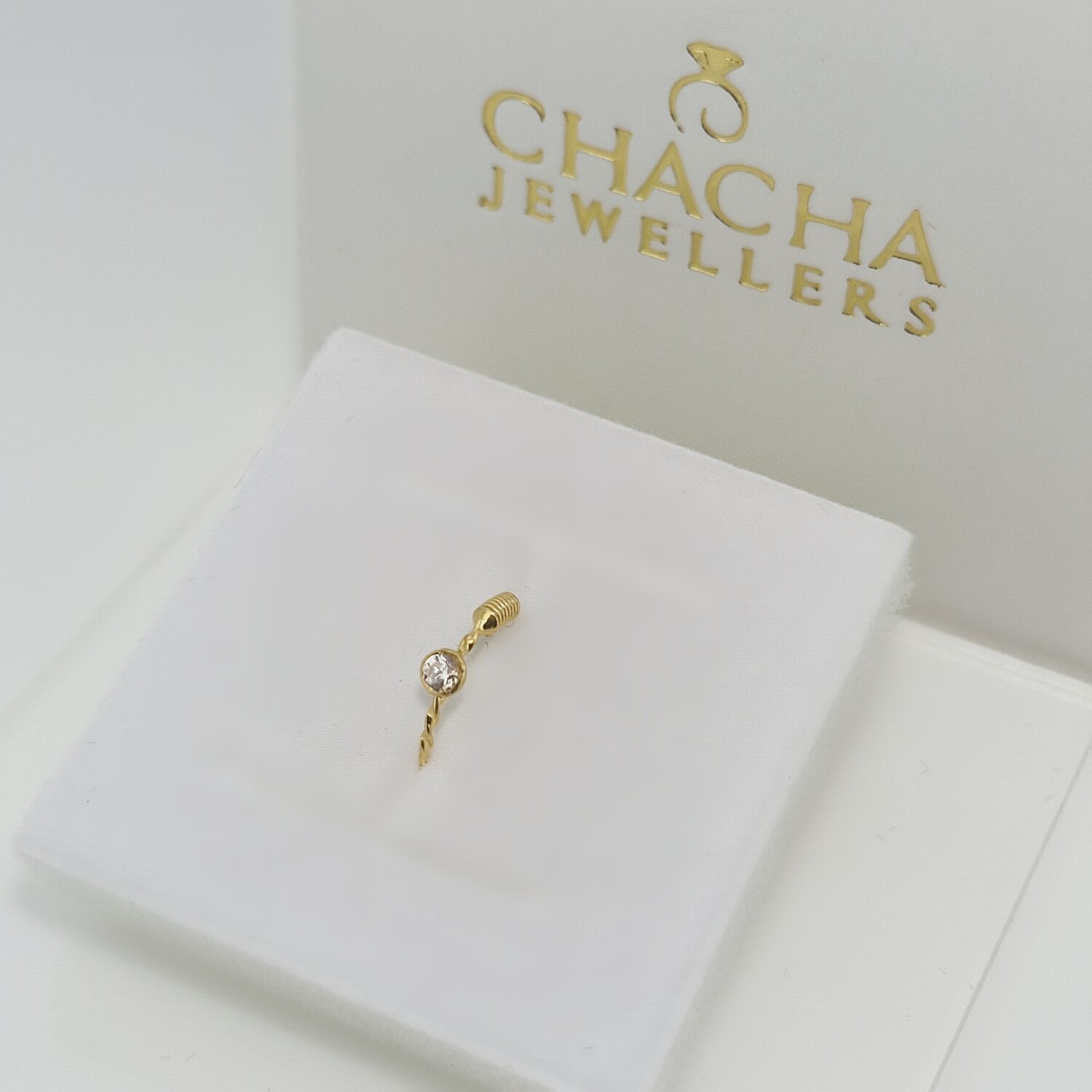 9ct Gold Petite Nose Ring - Image 2