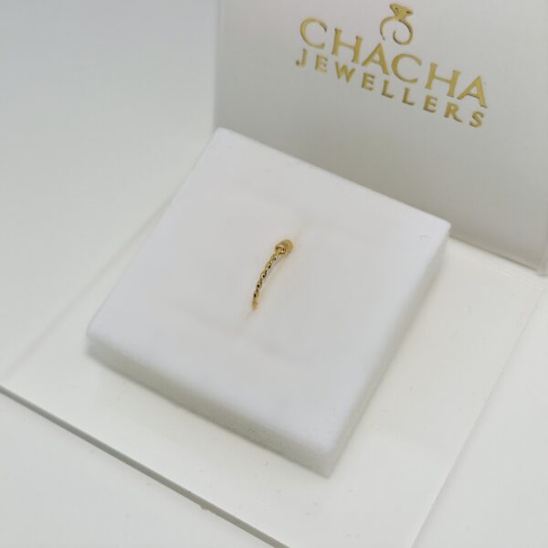 9ct Gold Plain Open Nose Hoop - Image 3