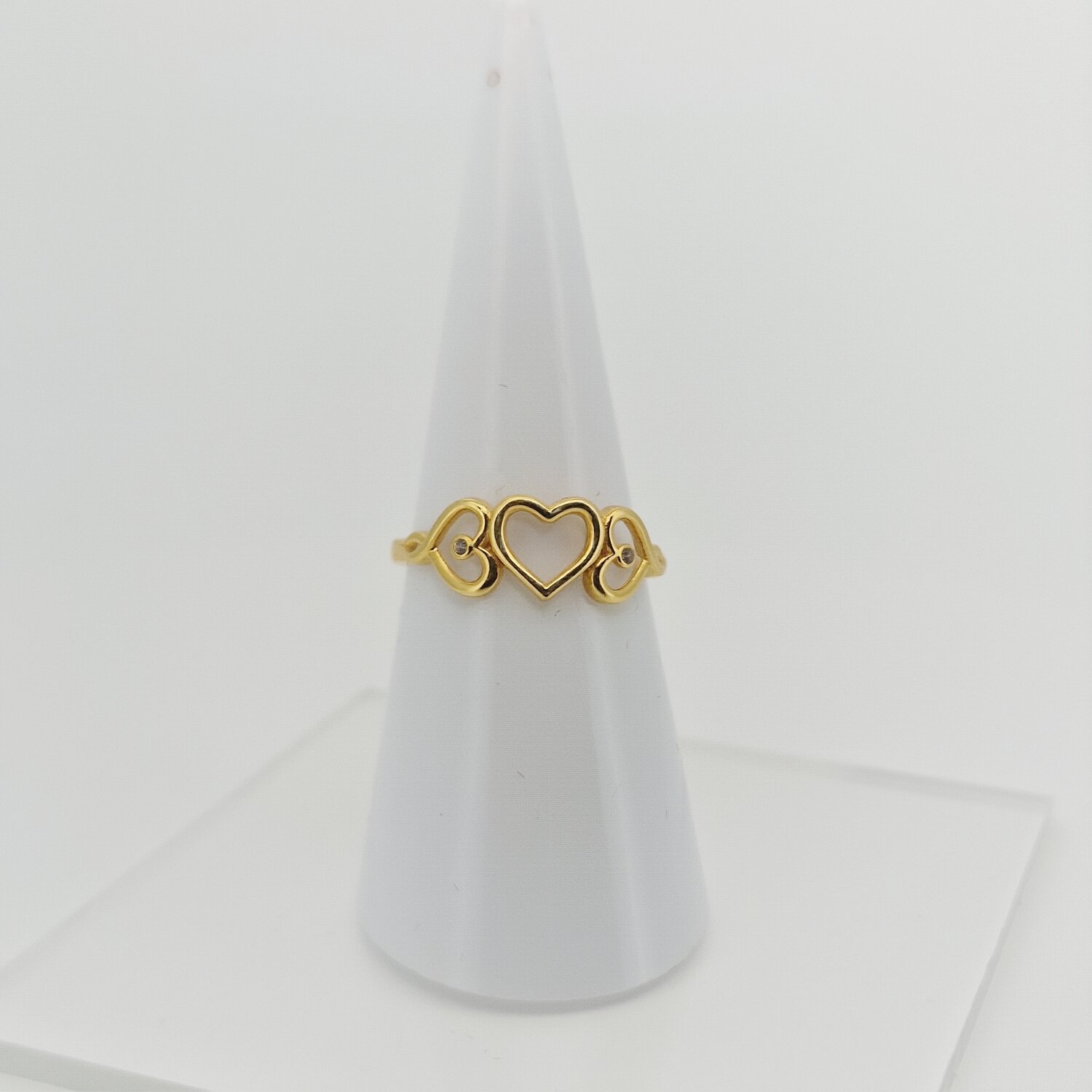 21ct Gold Heart Shape Ring - Image 2