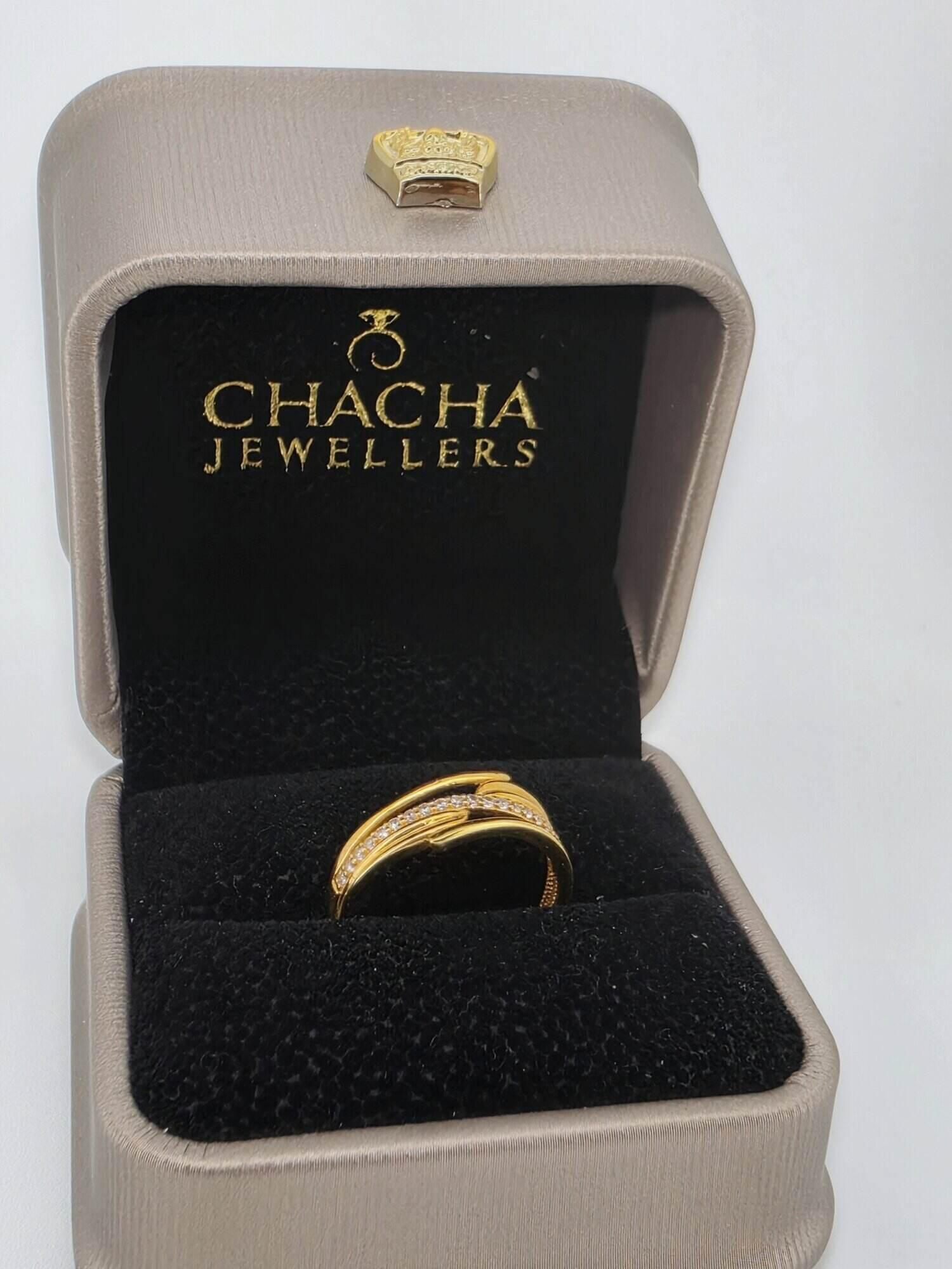21ct Gold Elegant Twist Ring - Image 4