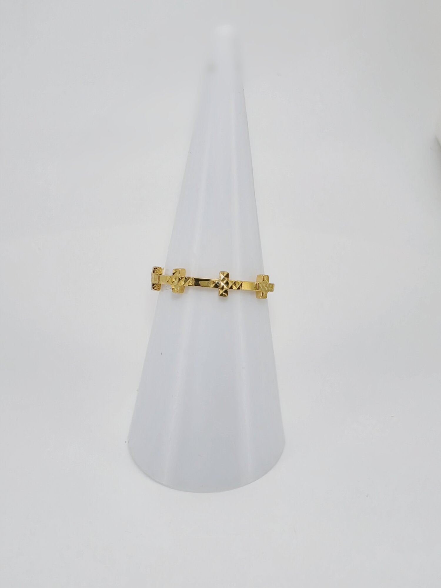 21ct Gold Textured Star Ring - Image 3