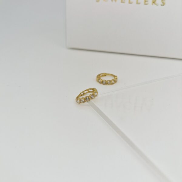9ct Gold Crystal Nose Ring - Image 2