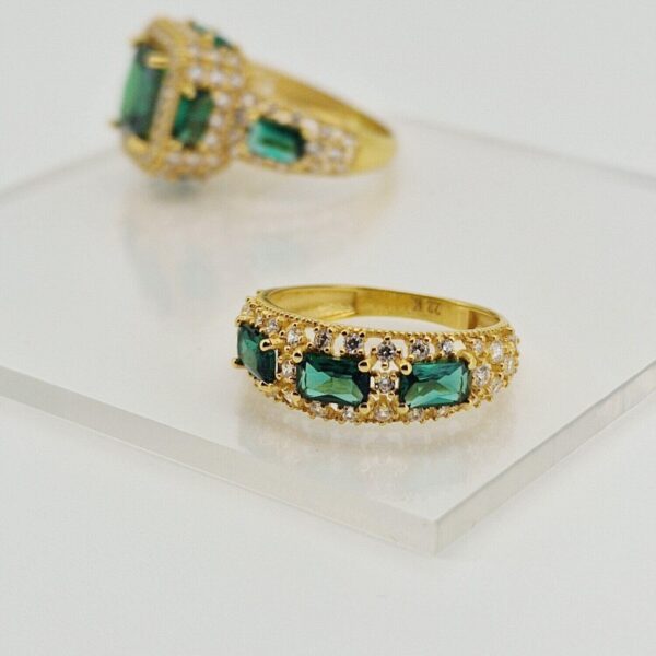 22ct Gold – Royal Double Ring with Emerald Green Stone - Image 3