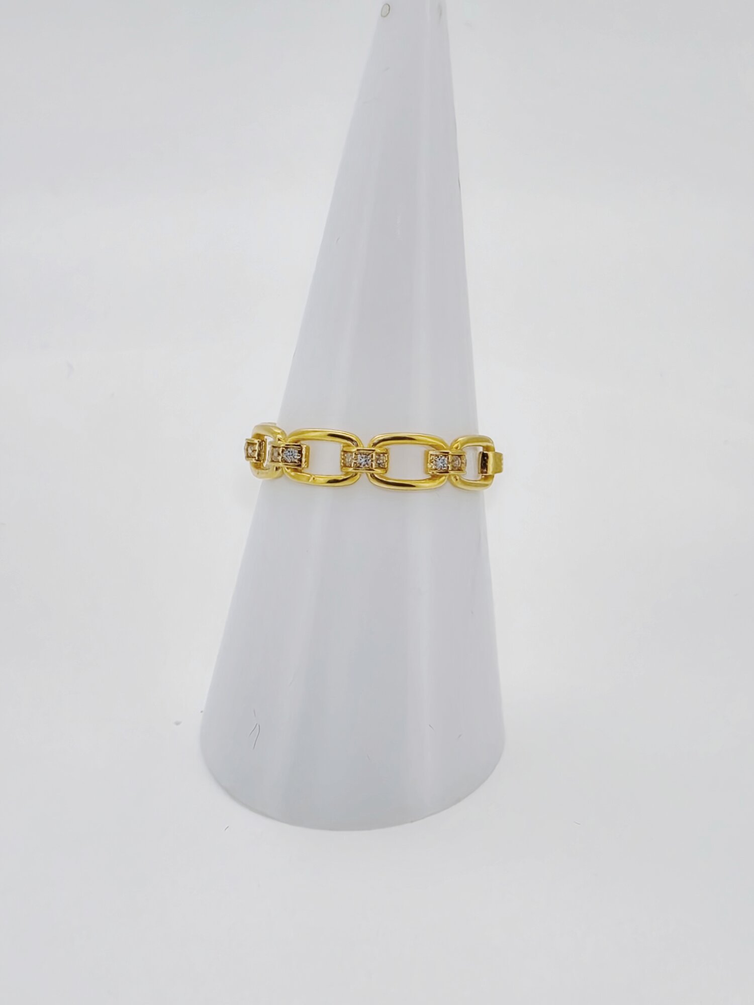 21ct Gold Chain Link Stone Ring - Image 3