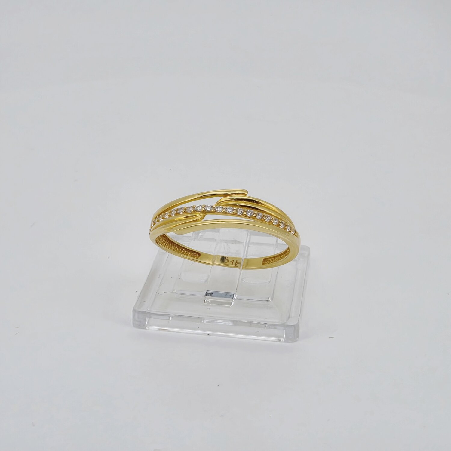 21ct Gold Elegant Twist Ring